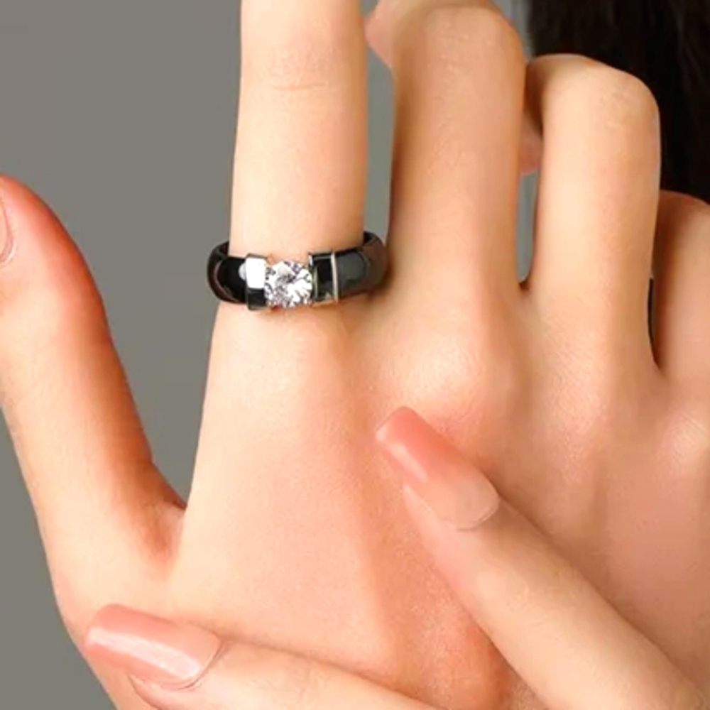 NEW 1 Carat Solitaire Diamond Black & Silver Ceramic Band Ring